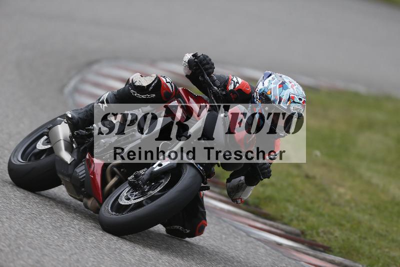 Archiv-2025/06 18.04.2025 Speer Racing ADR/Gruppe gelb/75